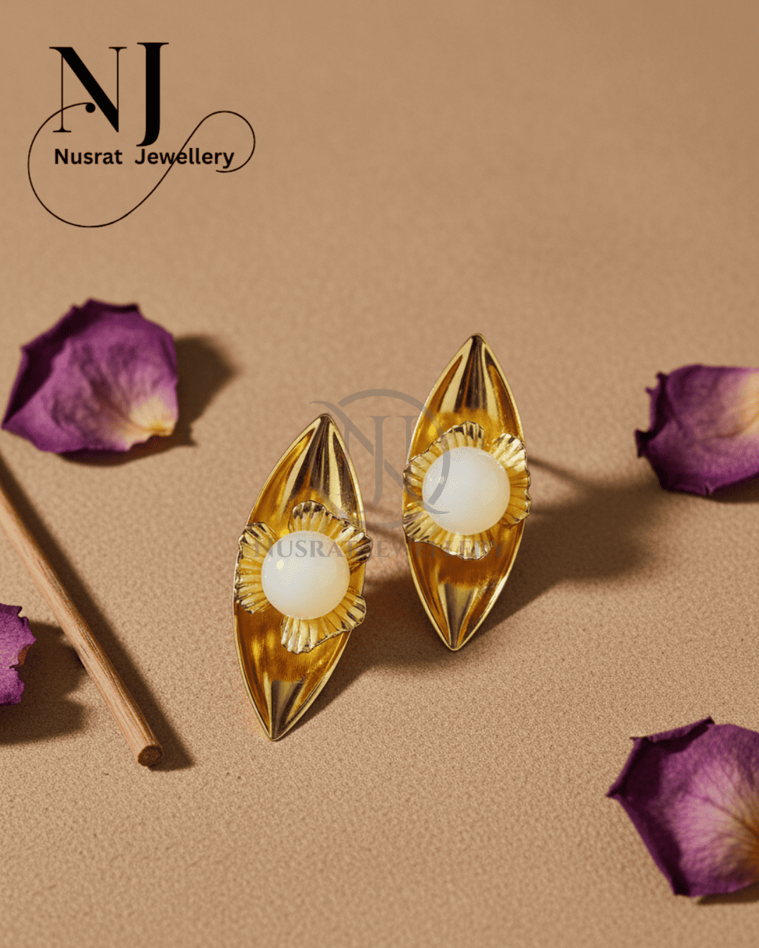 Studs Golden - Image 5