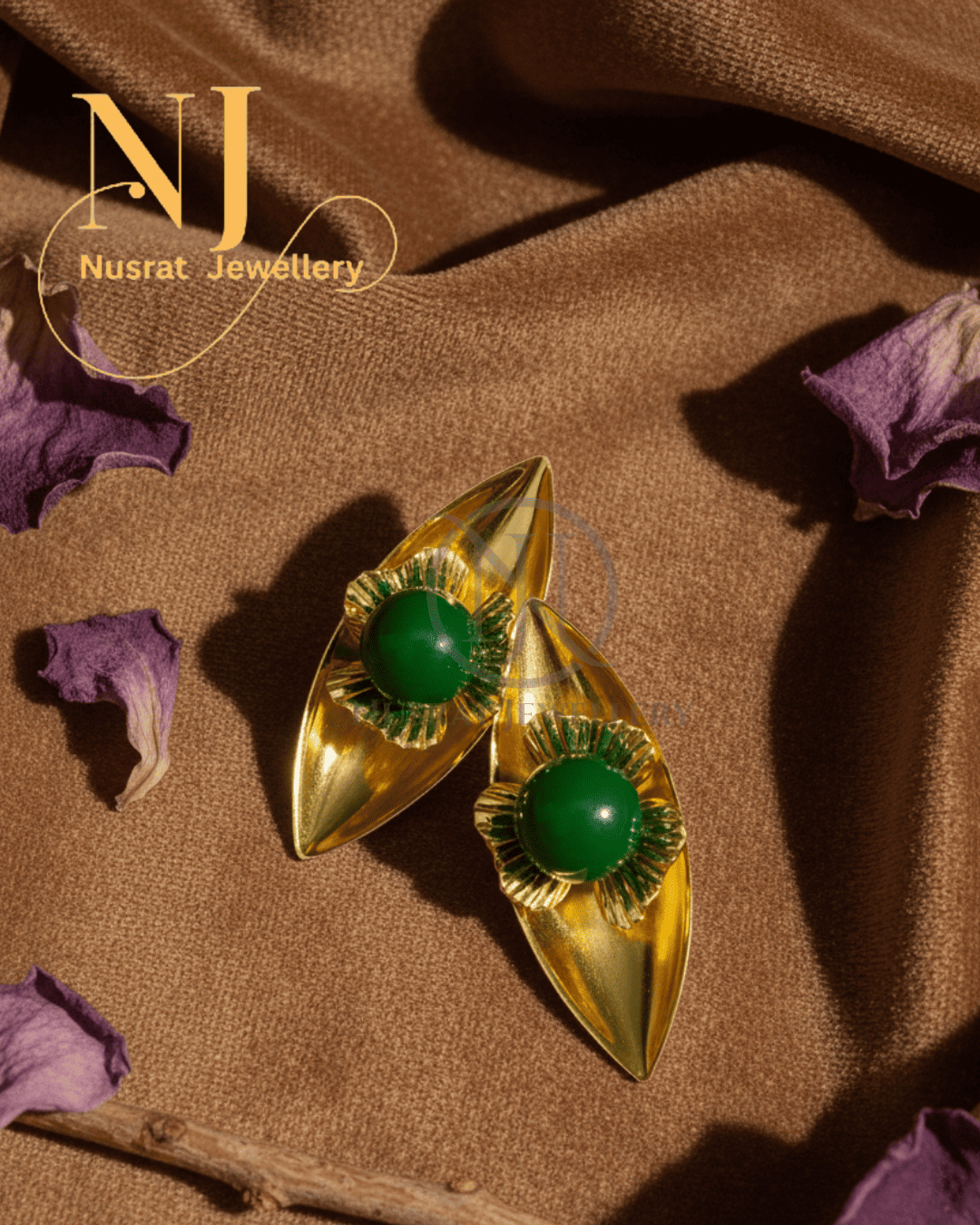 Studs Golden - Image 3